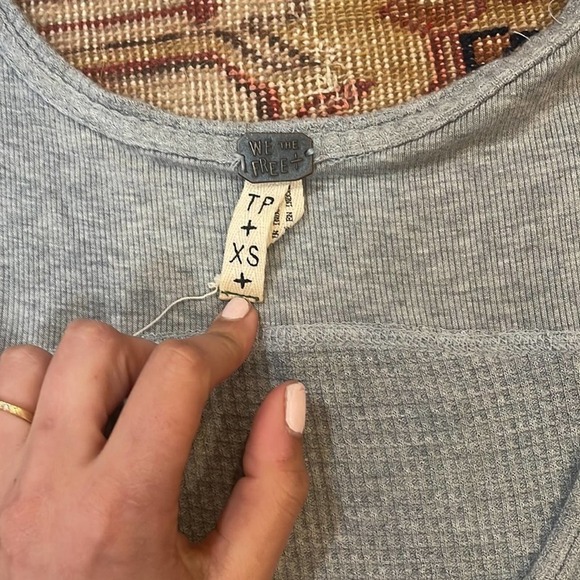 Free People | We The Free Gray Waffle Knit Scoop Neck Thermal Tunic XS - Picture 4 of 8